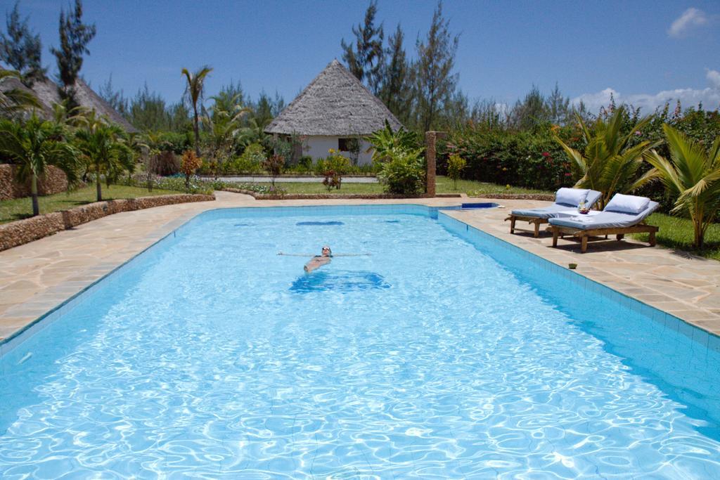 Sheba Cottages - Diani Beach Exteriör bild